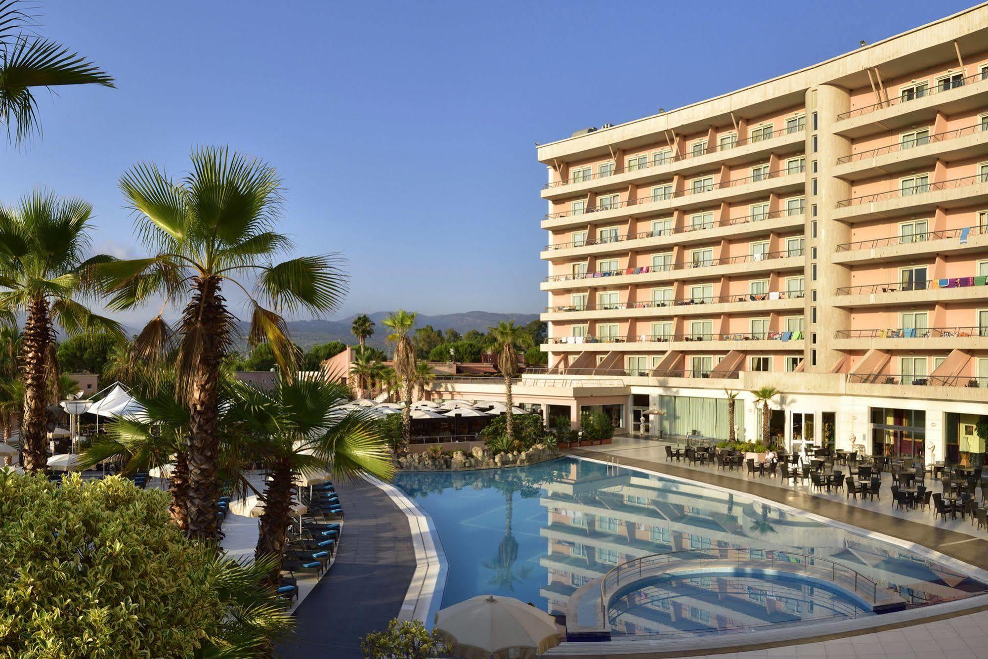 Hilton Portorosa Sicily Hotel ฟูร์นารี ภายนอก รูปภาพ